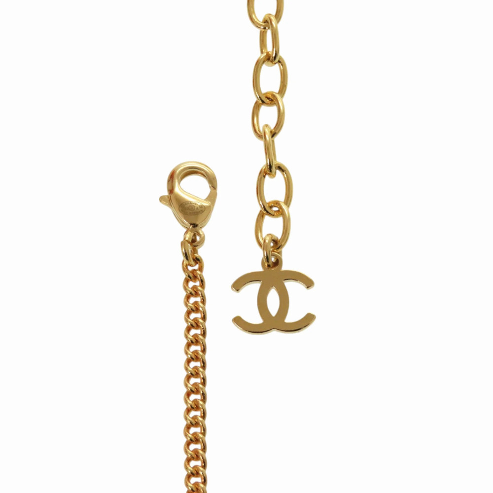 CHANEL White Pearl Logo Necklace - Picture 6 of 7